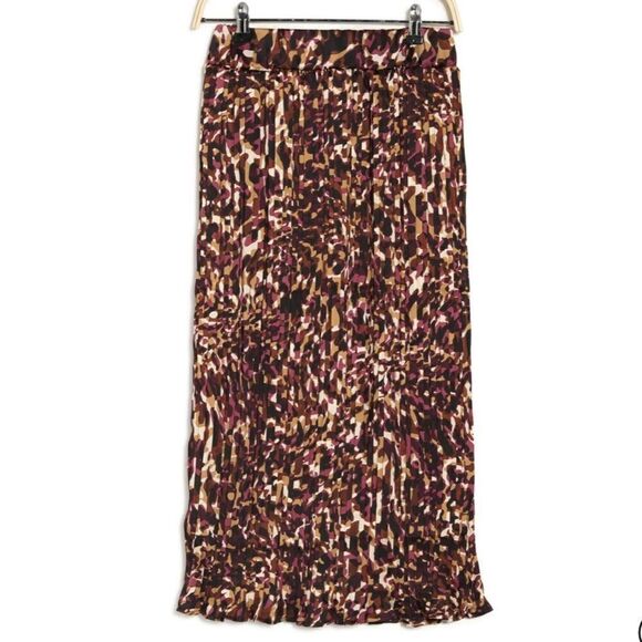 Status By Chenault Wine Camo Accordion Pleat Long Skirt with Elastic Waist NEW - Picture 1 of 13